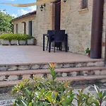 Terrace Retreat In The Marche Apartman